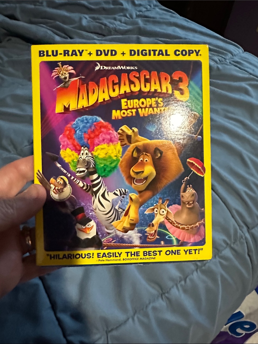DreamWorks Madagascar 3 Yellow & Multicolor Blu-ray + DVD